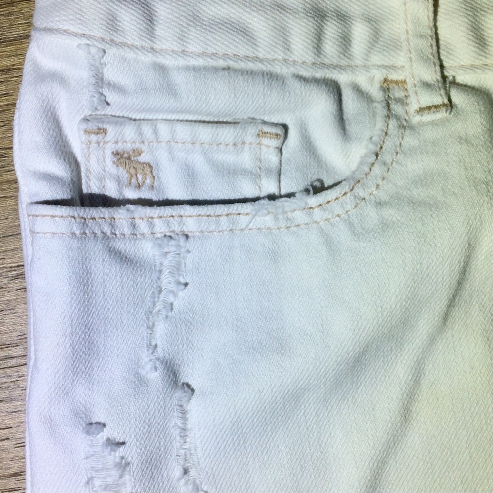 Abercrombie & Fitch White Mini Skirt - Picture 4 of 5
